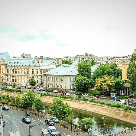 Old Town Riverview Apartment Bucarest Esterno foto